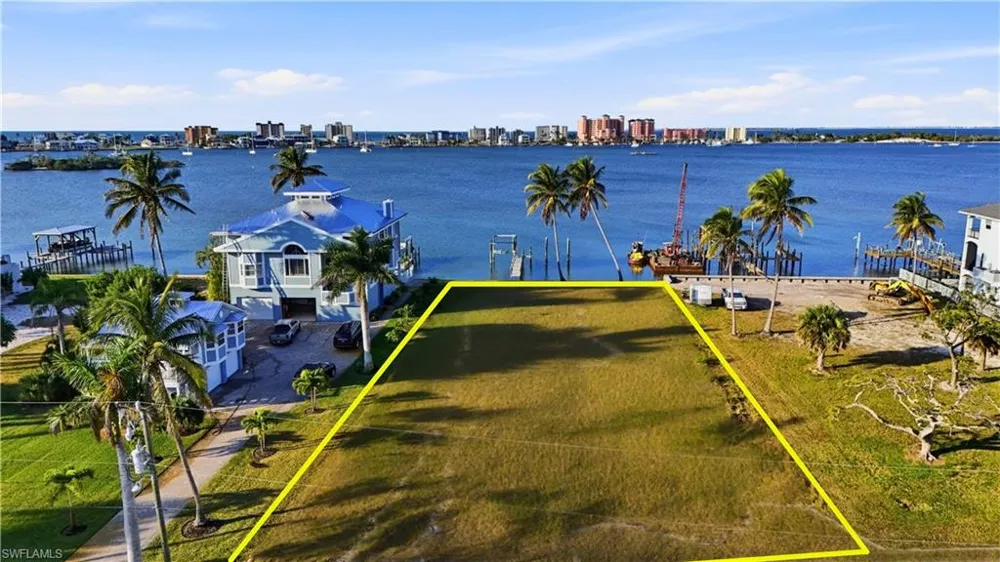 948 San Carlos Drive Fort Myers Beach, FL 33931
