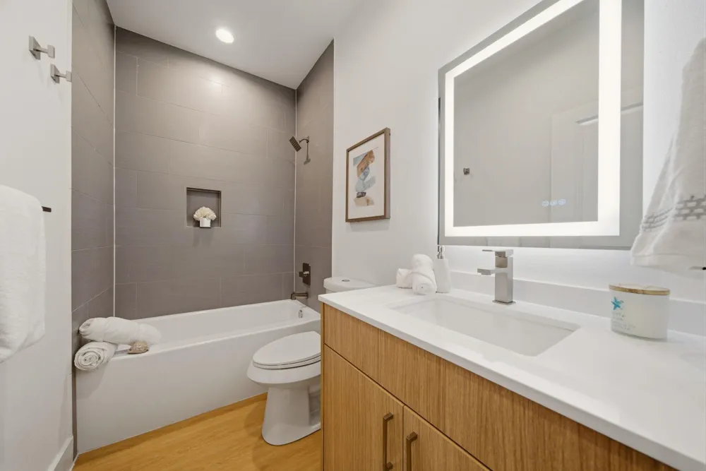 6514 Luce Street #B Houston, TX 77087