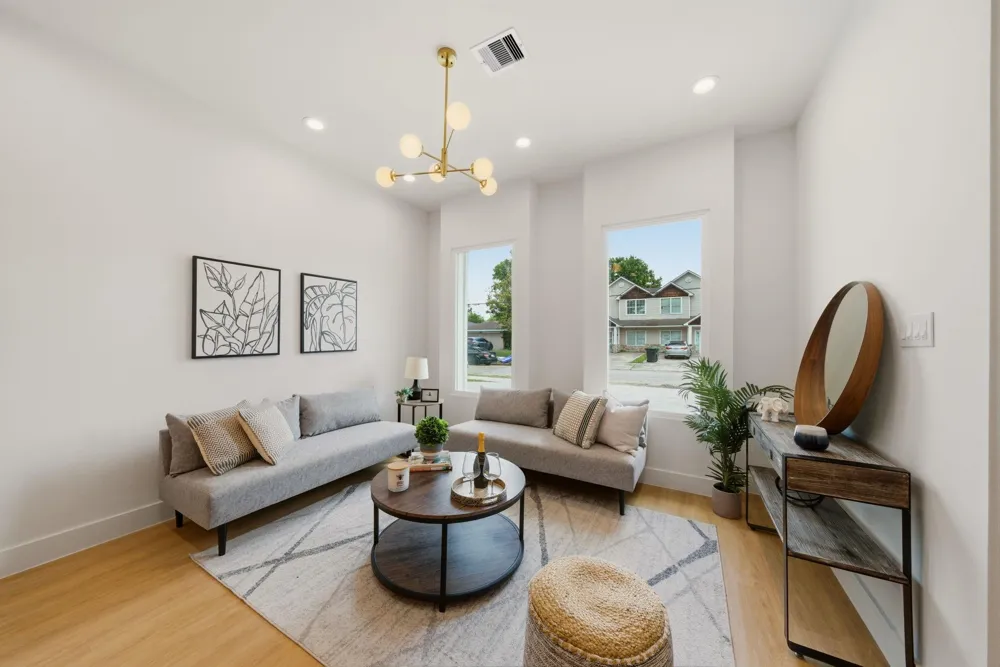 6514 Luce Street #B Houston, TX 77087