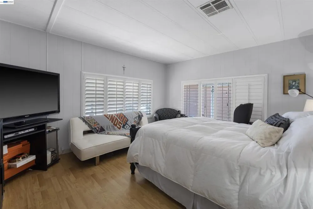 4141 Deep Creek Rd Fremont, CA 94555