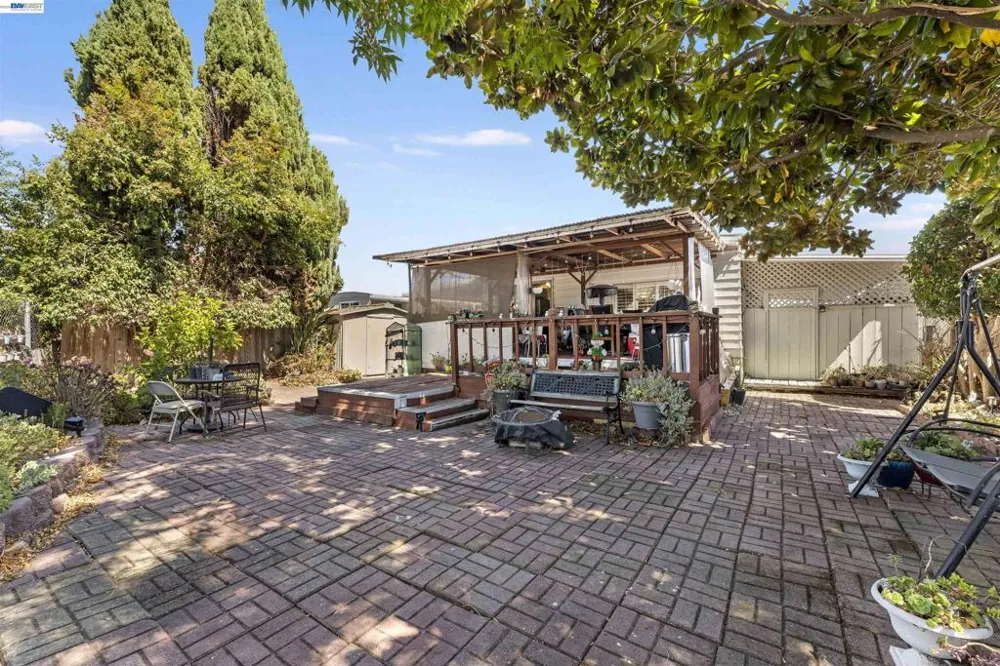 4141 Deep Creek Rd Fremont, CA 94555