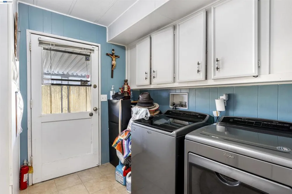 4141 Deep Creek Rd Fremont, CA 94555