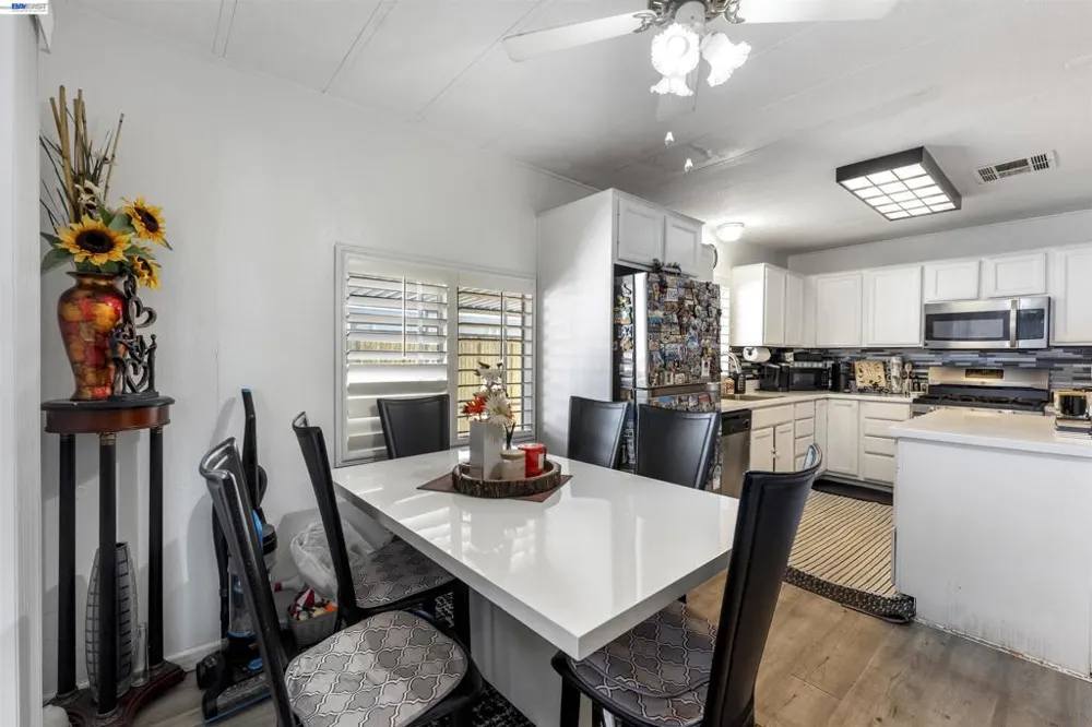 4141 Deep Creek Rd Fremont, CA 94555