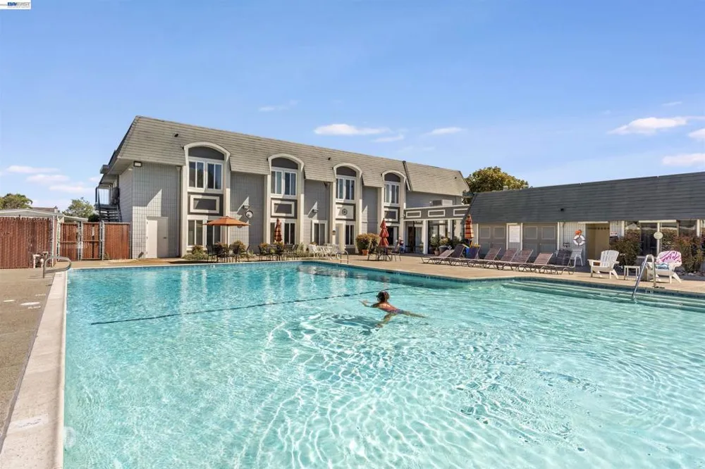 4141 Deep Creek Rd Fremont, CA 94555
