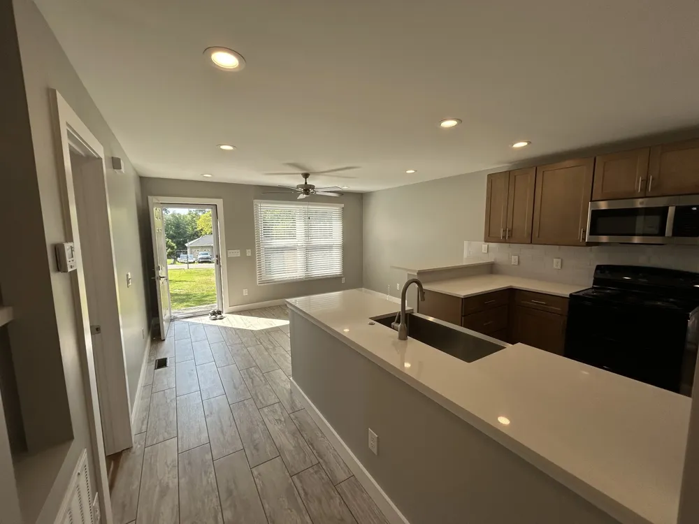 806 Cedarcrest Ave Madison, TN 37115