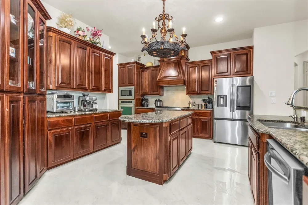 1838 Olney Drive Allen, TX 75013