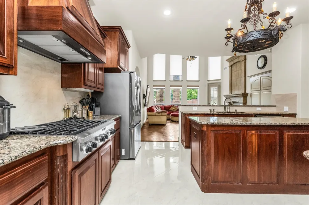 1838 Olney Drive Allen, TX 75013