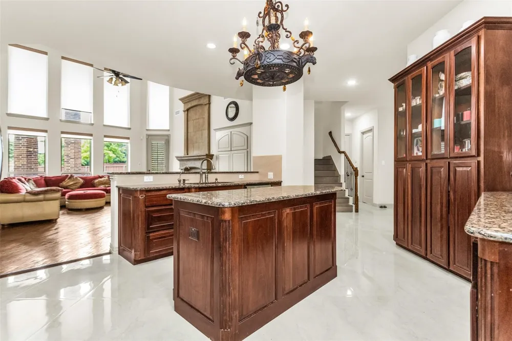 1838 Olney Drive Allen, TX 75013