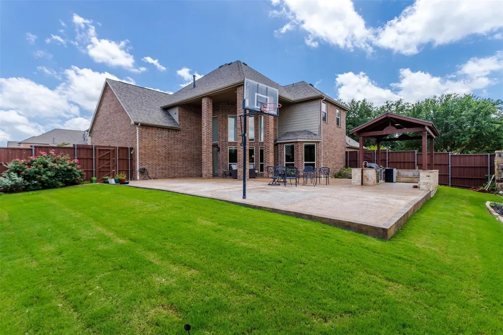 1838 Olney Drive Allen, TX 75013