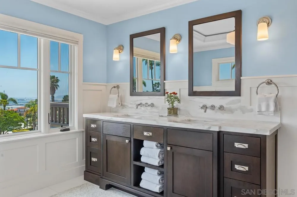 3929 Alameda San Diego, CA 92103