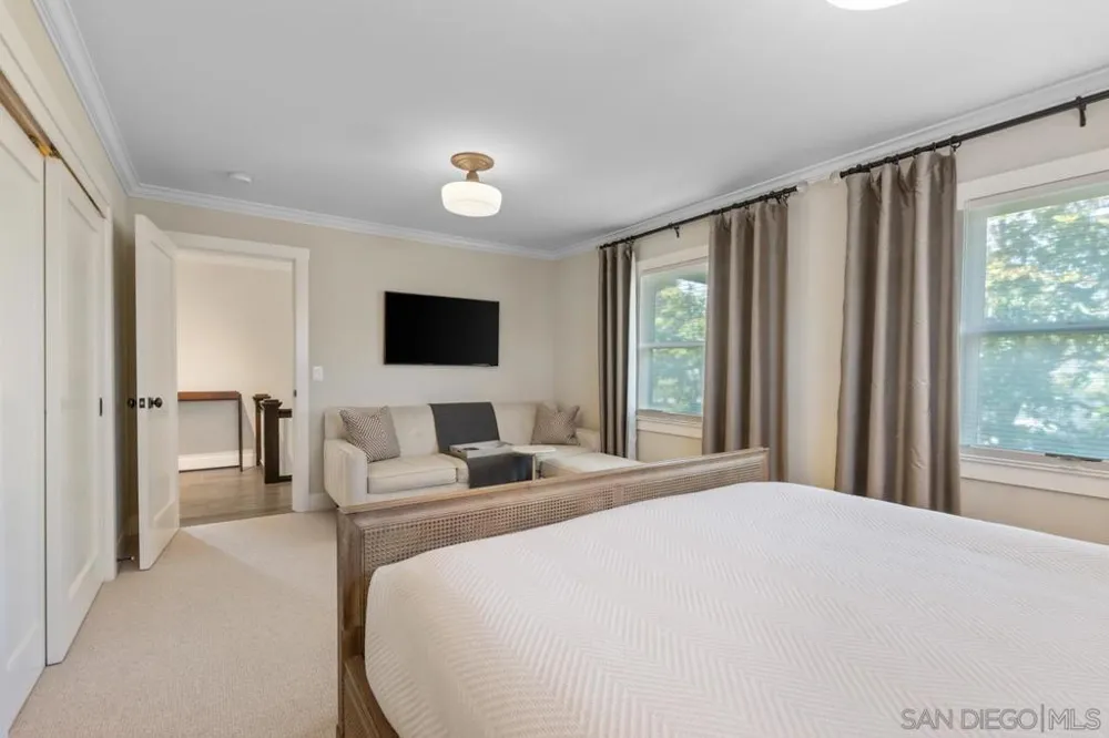 3929 Alameda San Diego, CA 92103