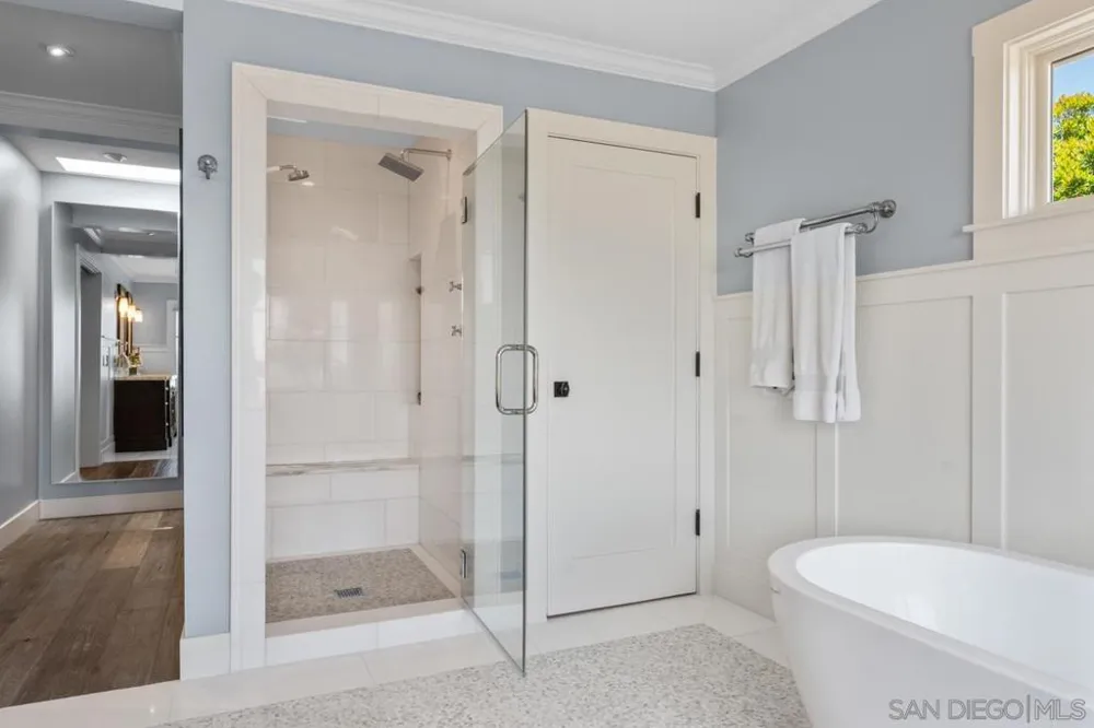 3929 Alameda San Diego, CA 92103