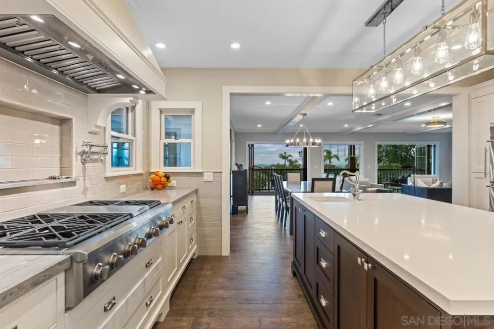3929 Alameda San Diego, CA 92103