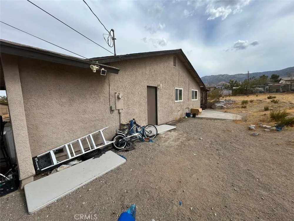 32257 Zircon Lucerne Valley, CA 92356