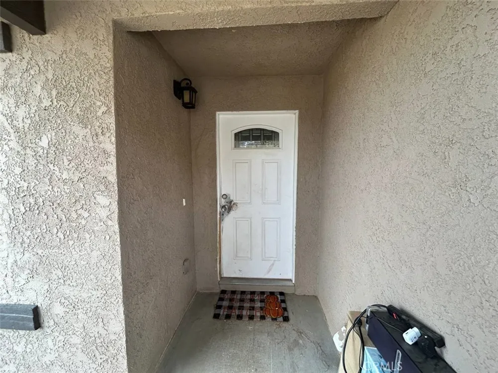 32257 Zircon Lucerne Valley, CA 92356