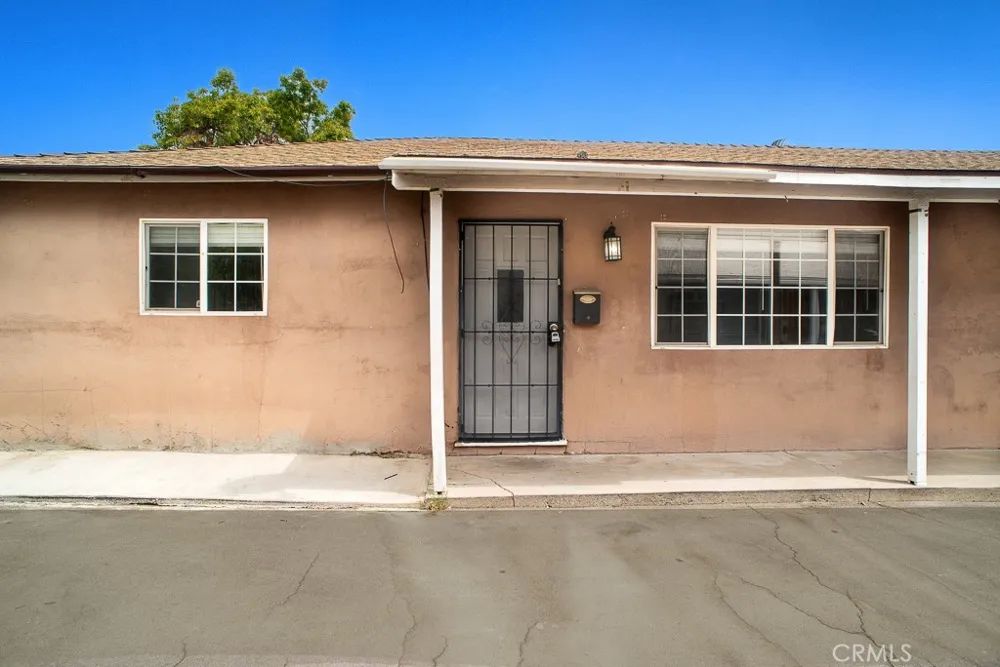 14850 Polk Sylmar, CA 91342