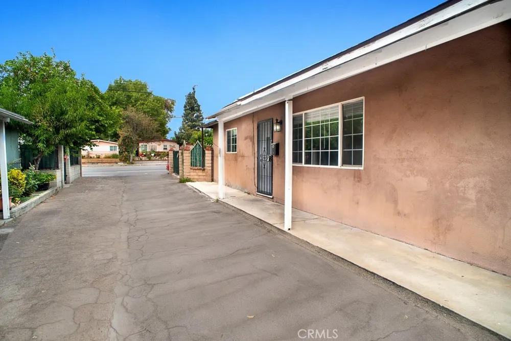 14850 Polk Sylmar, CA 91342