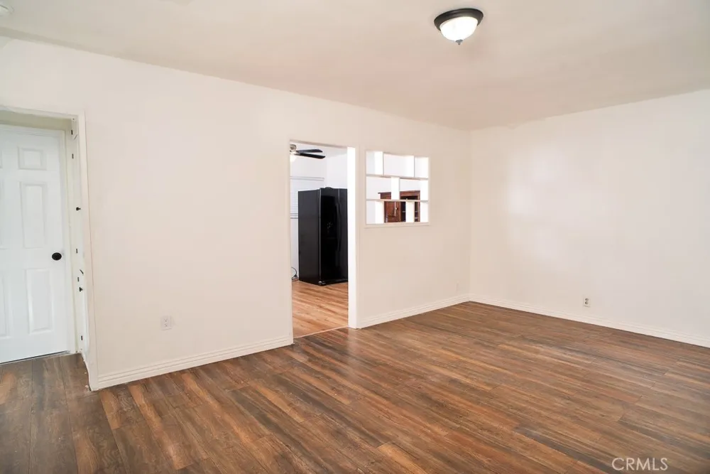 14850 Polk Sylmar, CA 91342