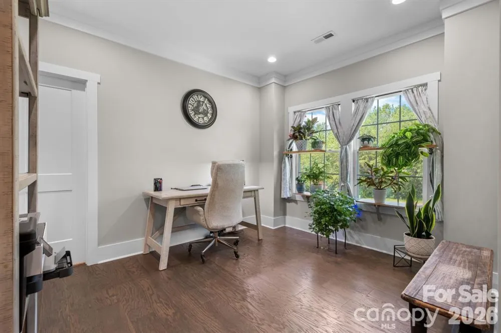 5046 Woodwinds Drive NE Hickory, NC 28601