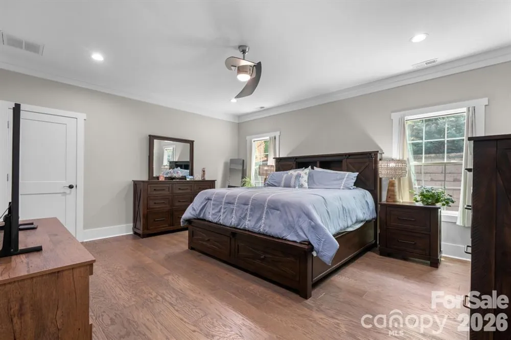 5046 Woodwinds Drive NE Hickory, NC 28601