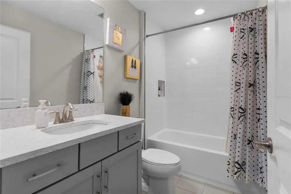 12642 BERGSTROM BAY DRIVE Riverview, FL 33579