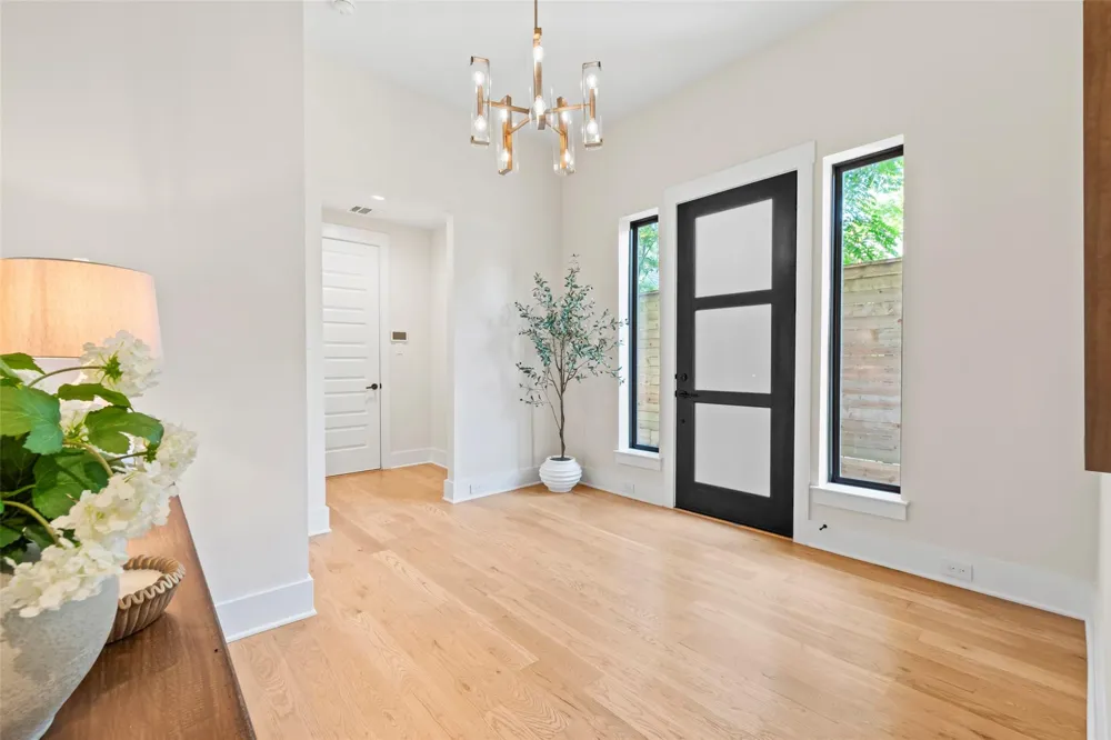 2621 Greenbriar Drive Houston, TX 77098