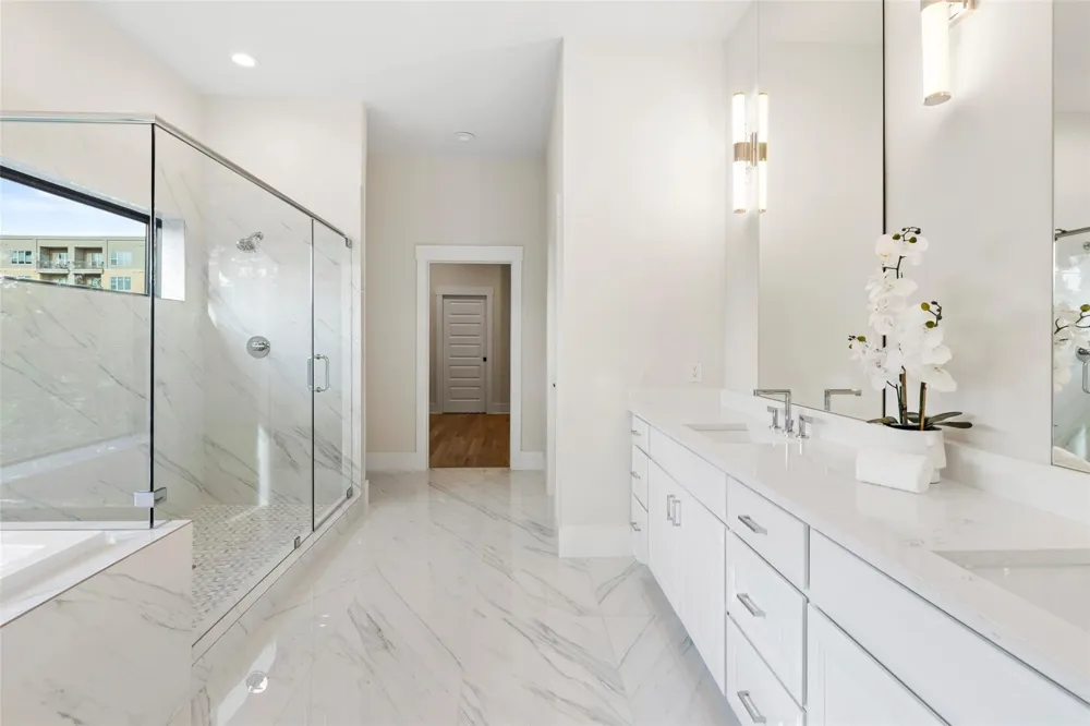 2621 Greenbriar Drive Houston, TX 77098