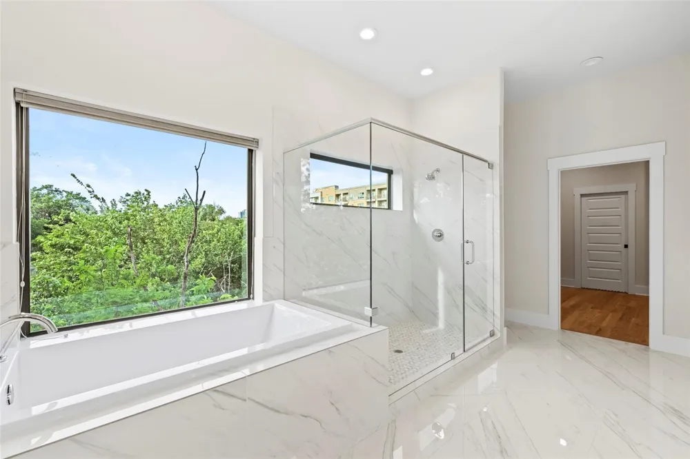 2621 Greenbriar Drive Houston, TX 77098