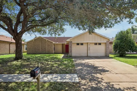 1922 Summer Place Drive