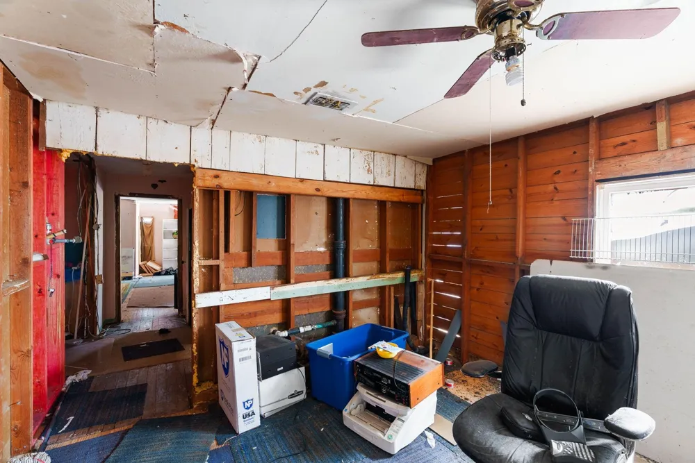 212 E Avenue B Robstown, TX 78380
