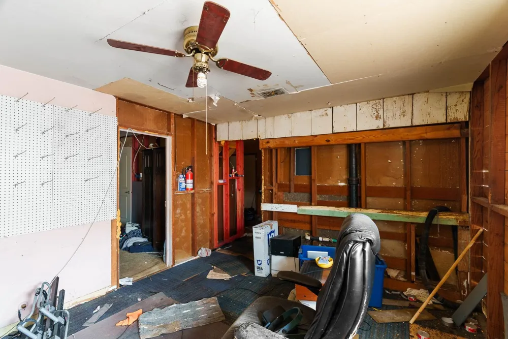 212 E Avenue B Robstown, TX 78380