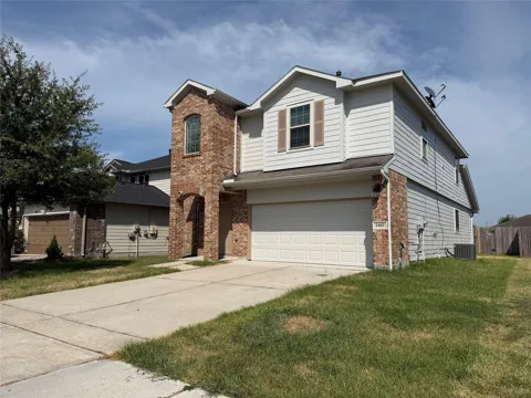 2407 Cactus Bend Drive