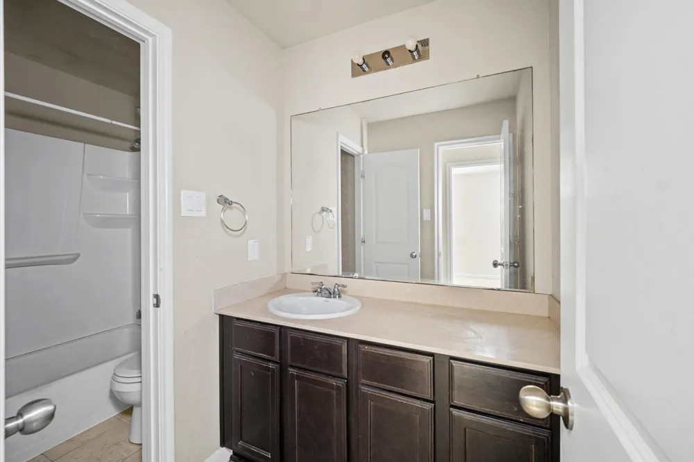 2407 Cactus Bend Drive Humble, TX 77396
