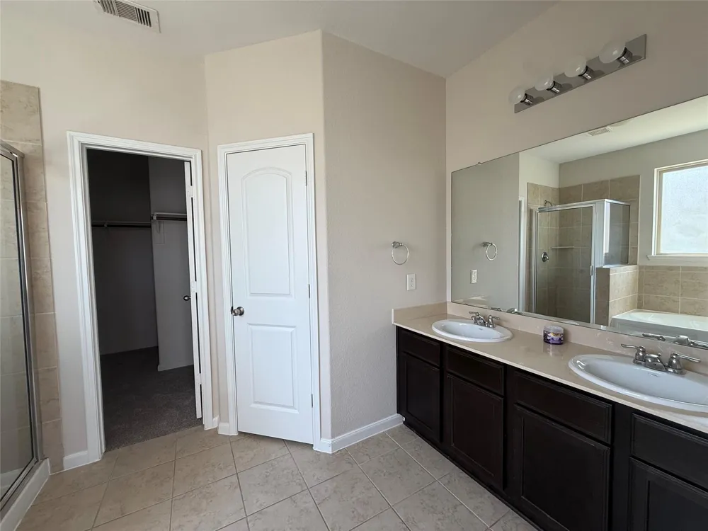 2407 Cactus Bend Drive Humble, TX 77396