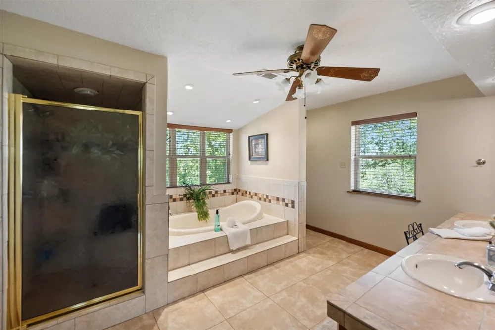 25948 Nelson Road Hempstead, TX 77445