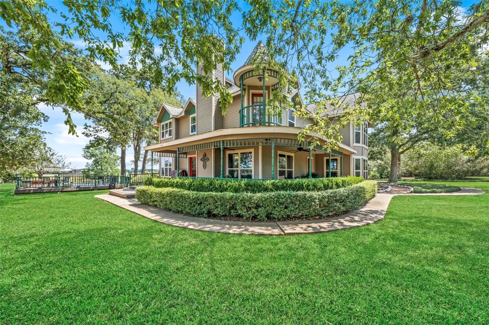 25948 Nelson Road Hempstead, TX 77445