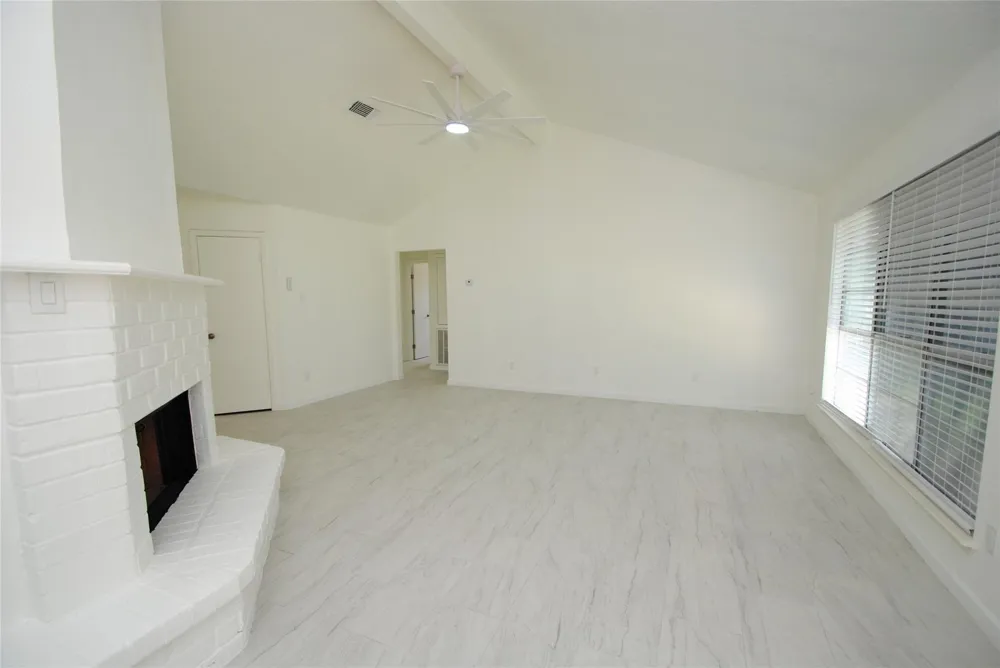 7010 Tara Drive Richmond, TX 77469