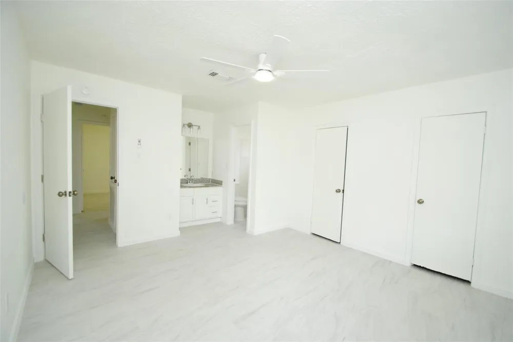 7010 Tara Drive Richmond, TX 77469
