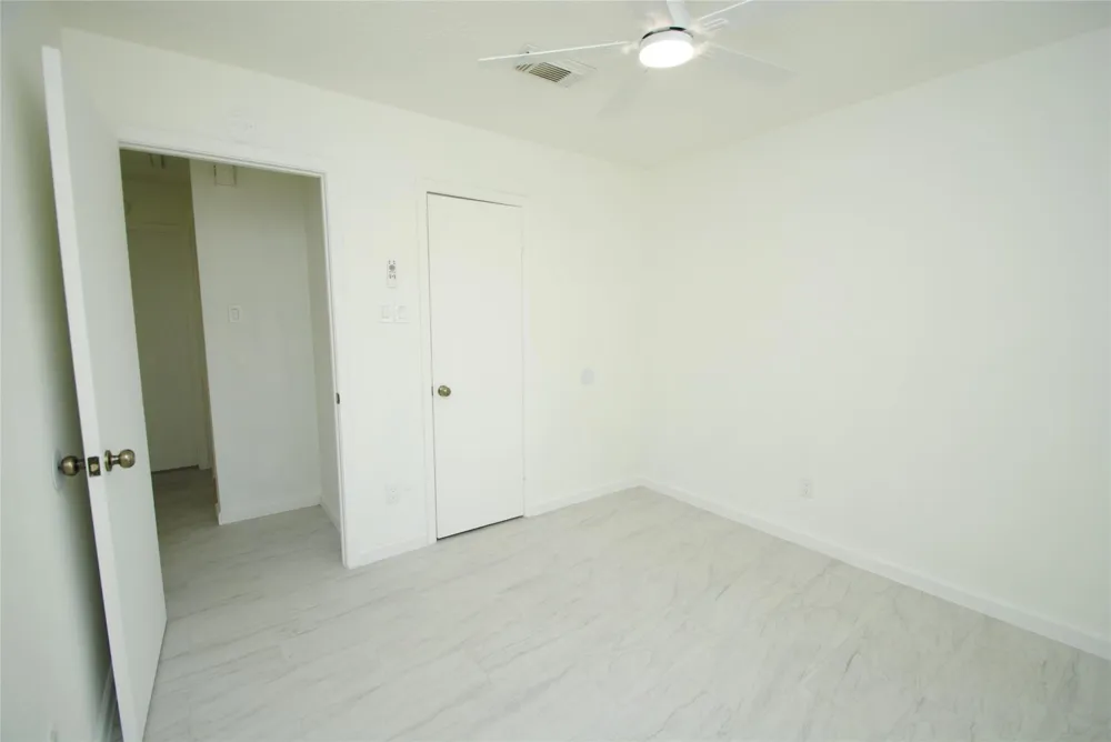 7010 Tara Drive Richmond, TX 77469