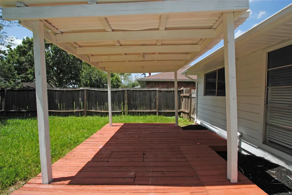 7010 Tara Drive Richmond, TX 77469