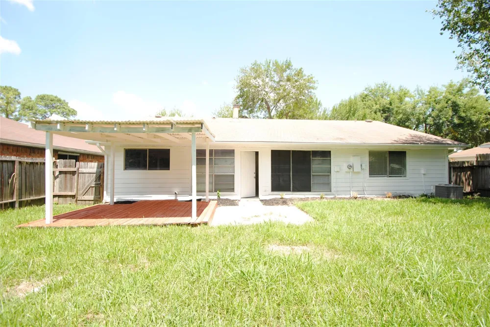 7010 Tara Drive Richmond, TX 77469