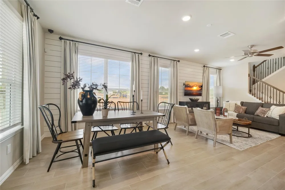 2407 Seven Oaks Boulevard #16 Tomball, TX 77375