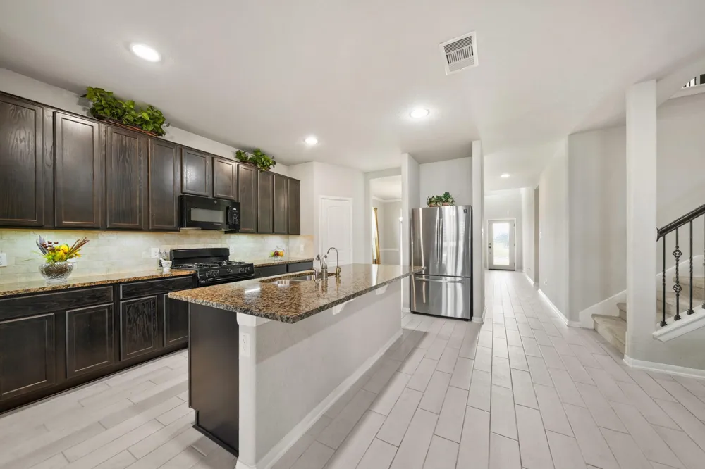 8802 Mallow Rose Way Rosharon, TX 77583
