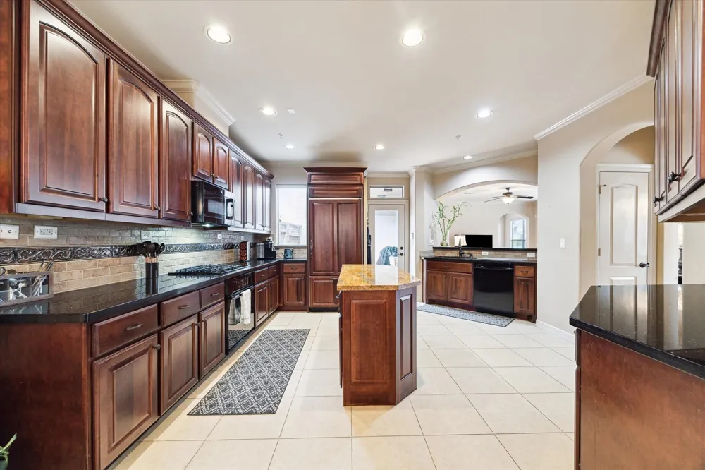 4319 Stonebrook Lane Missouri City, TX 77459