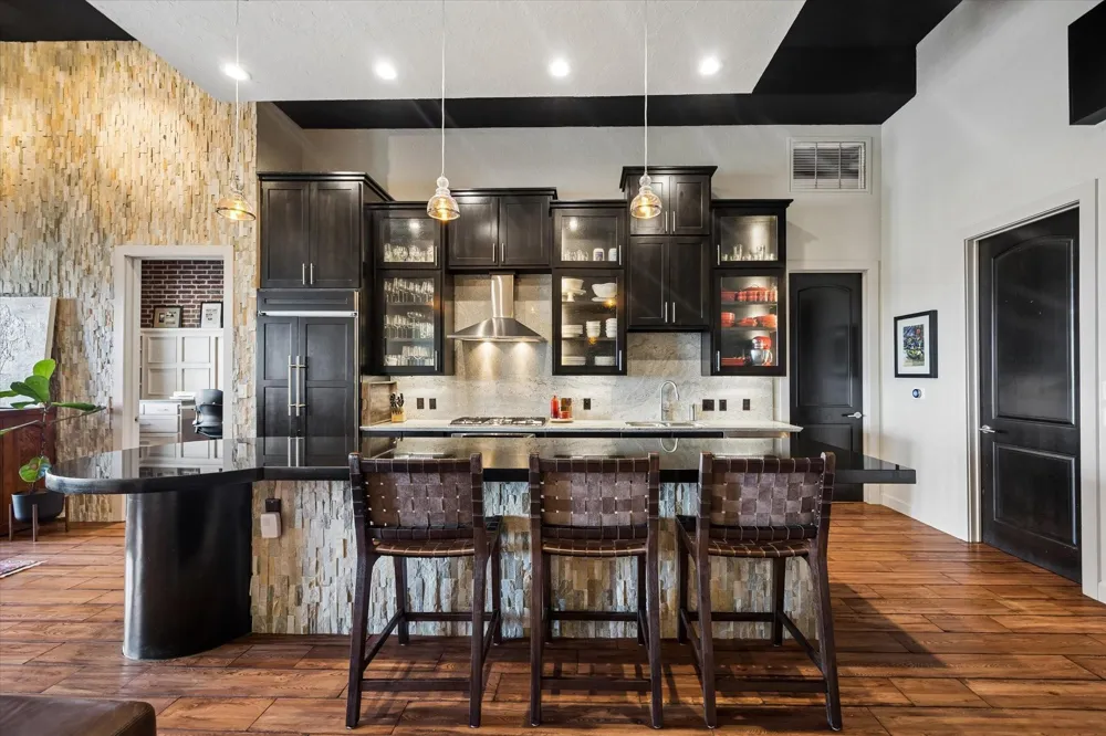 1111 Studewood Street #609 Houston, TX 77008