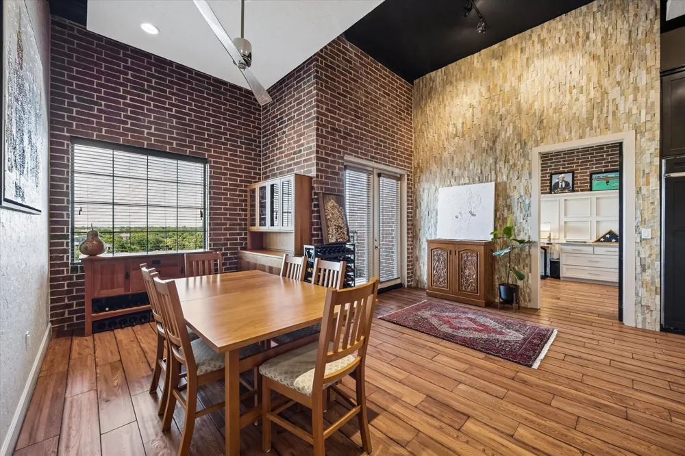 1111 Studewood Street #609 Houston, TX 77008