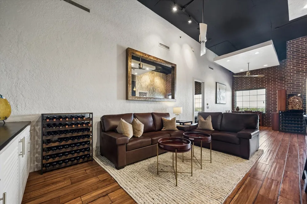 1111 Studewood Street #609 Houston, TX 77008