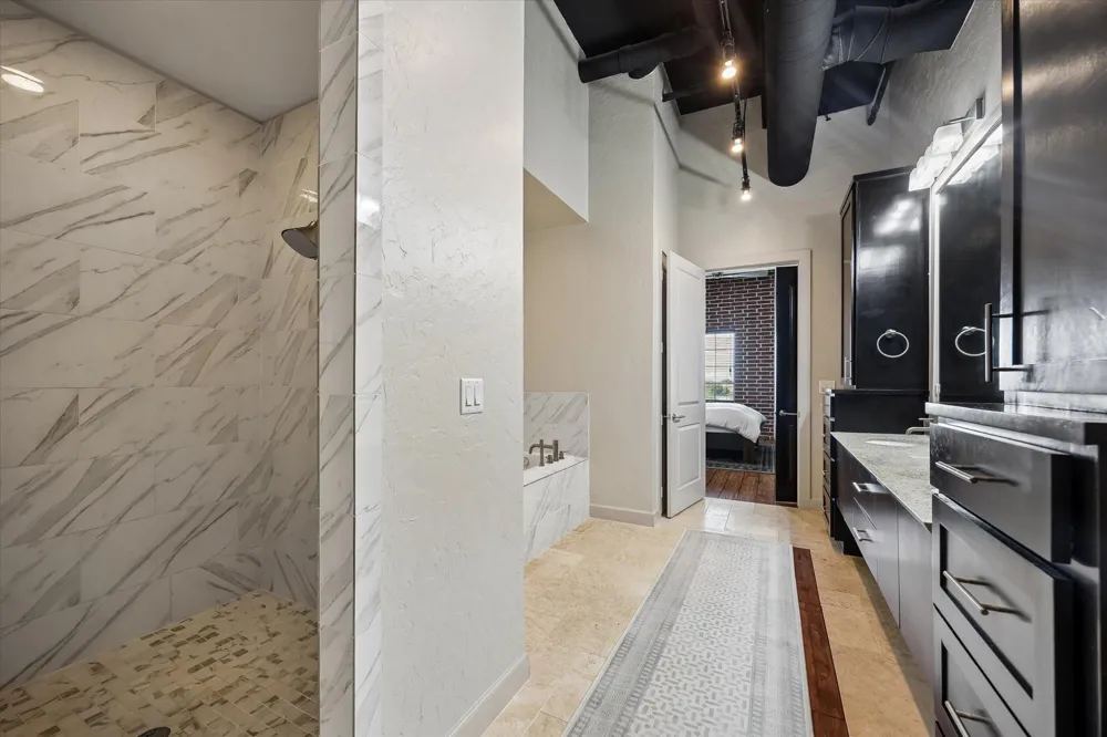1111 Studewood Street #609 Houston, TX 77008