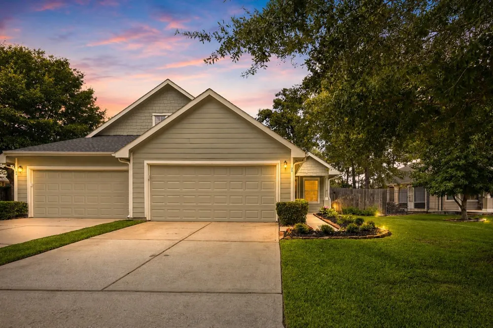 26 Greenwich Place Conroe, TX 77384