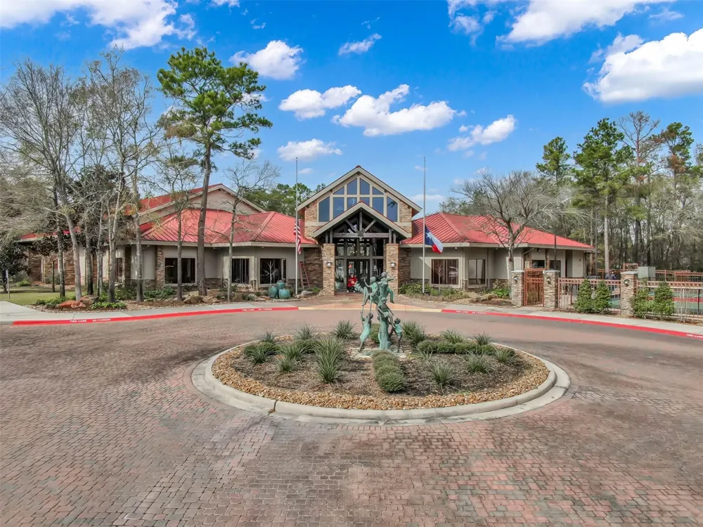 26 Greenwich Place Conroe, TX 77384